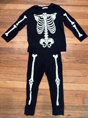 Glow in the dark Skeleton pjs
